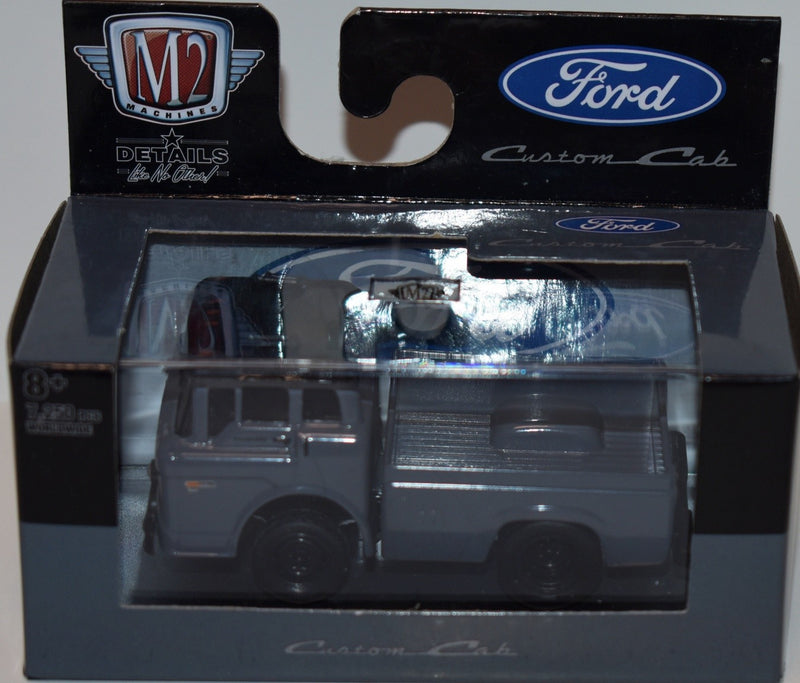 M2 Ford Series - 1970 Ford C-600 Pickup Truck