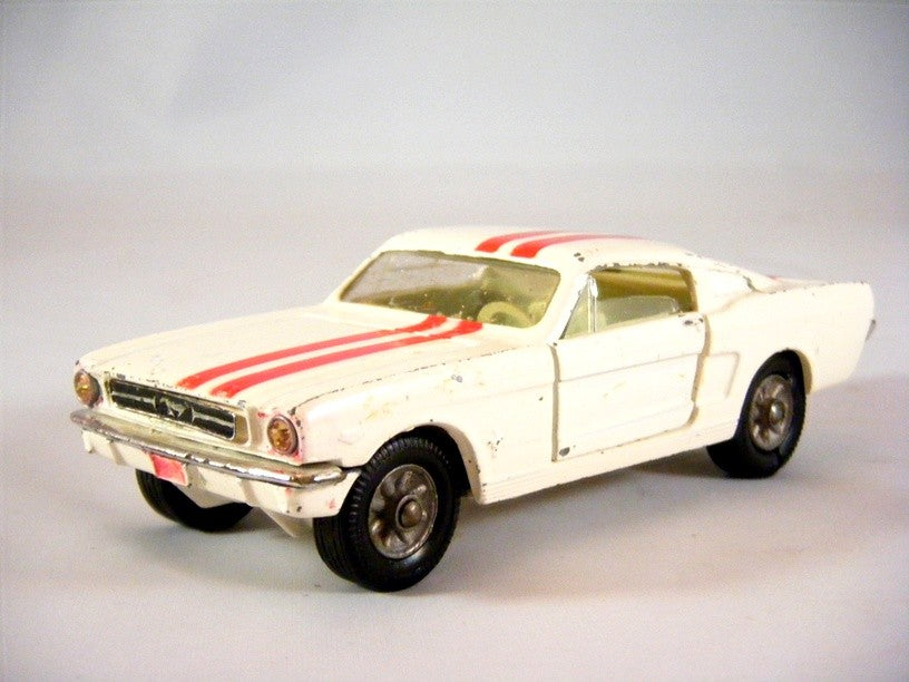 Corgi (325A-2) Ford Mustang Fastback