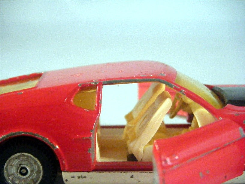Corgi (391A-1) Rare James Bond Ford Mustang Mach 1