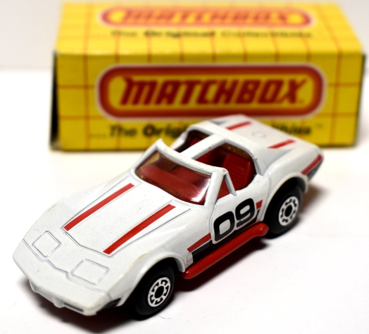 Matchbox Chevrolet Corvette C3 Coupe with T-Tops