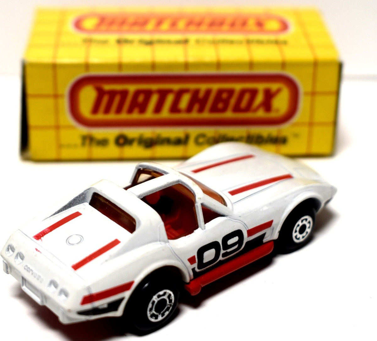 Matchbox Chevrolet Corvette C3 Coupe with T-Tops
