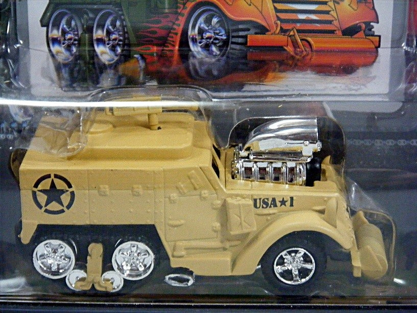Muscle Machines Military - Half Track - Desert Camo