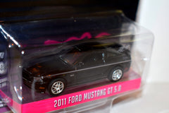 Greenlight Hollywood - Drive - 2011 Ford Mustang GT 5.0 Coupe