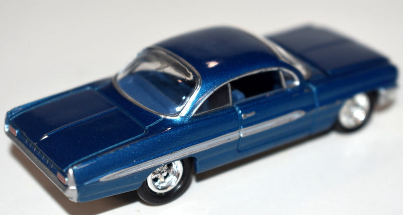 Johnny Lightning Muscle Cars USA - 1961 Pontiac Ventura-2