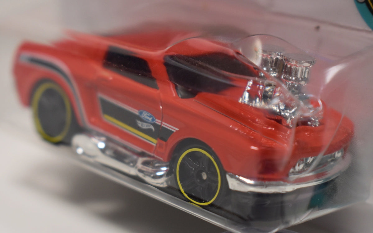 Hot Wheels -  1965 Ford Mustang 2+2 Fastback