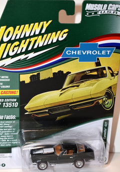 Johnny Lightning Muscle Cars USA - 1967 Chevrolet Corvette 427 Coupe