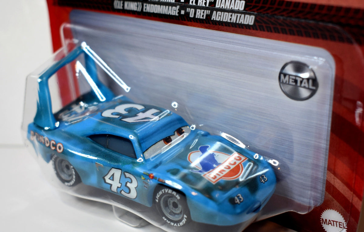 Disney CARS -  Race damaged The King Plymouth Superbird