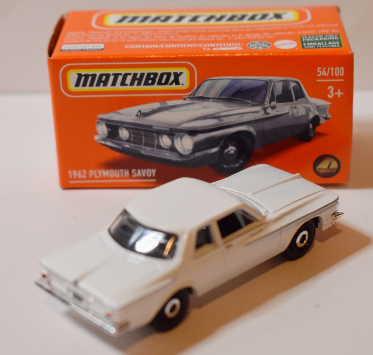 Matchbox  Power Grabs 1962 Plymouth Savoy