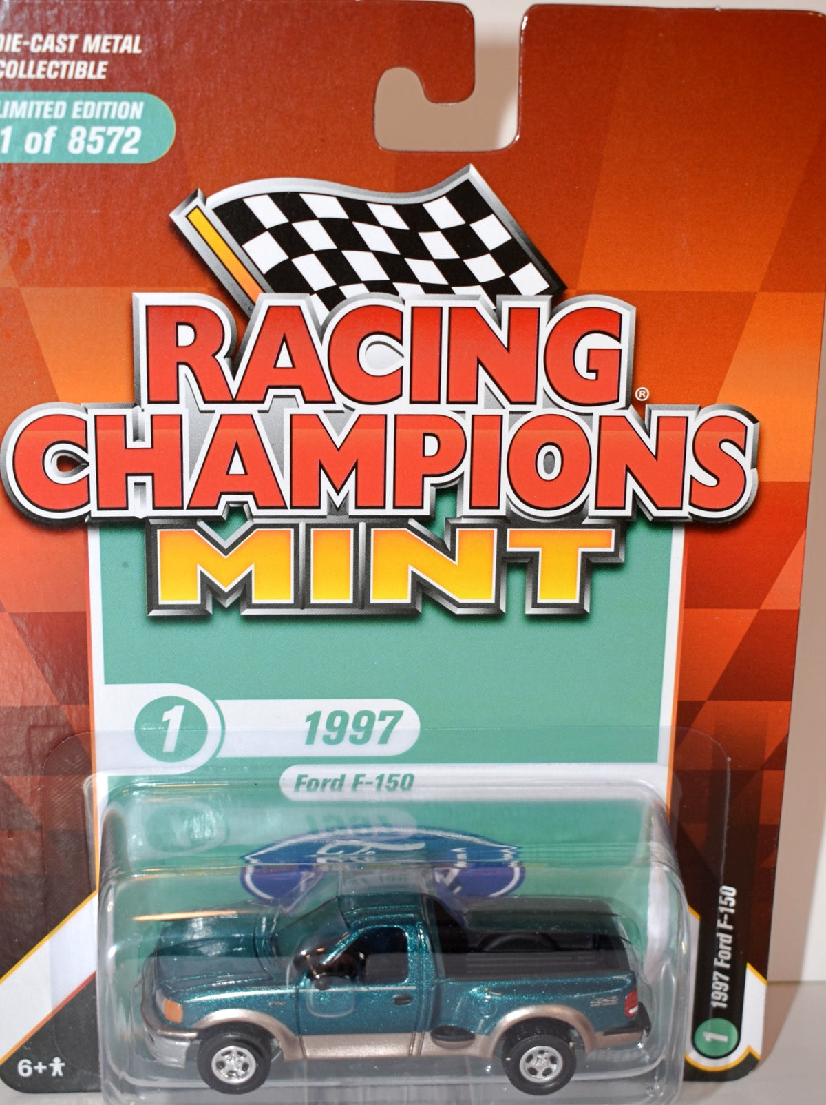 Racing Champions Mint 1997 Ford F-150 Stepside Pickup Truck