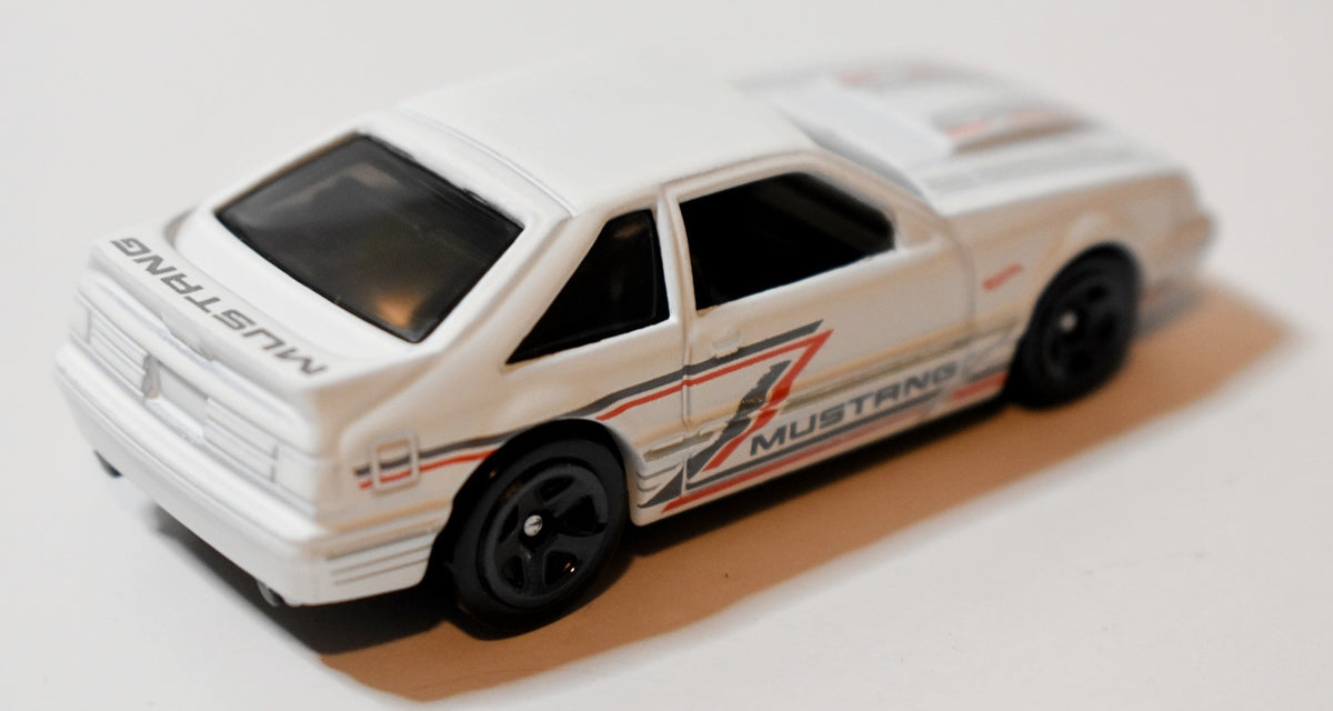 Hot Wheels -  1992 Fox Bodied Ford Mustang Coupe