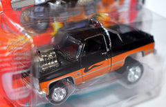 Johnny Lightning Street Freaks Zingers -  1985 Chevy Silverado C10 Fleetside Pickup Truck