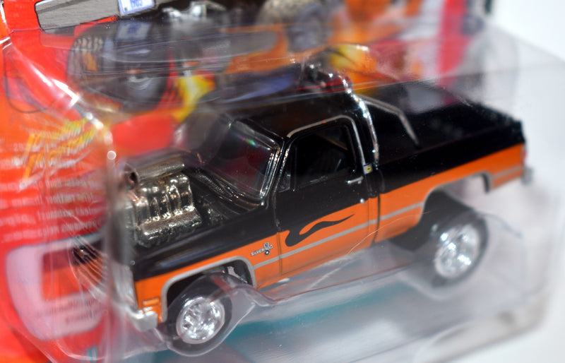 Johnny Lightning Street Freaks Zingers -  1985 Chevy Silverado C10 Fleetside Pickup Truck