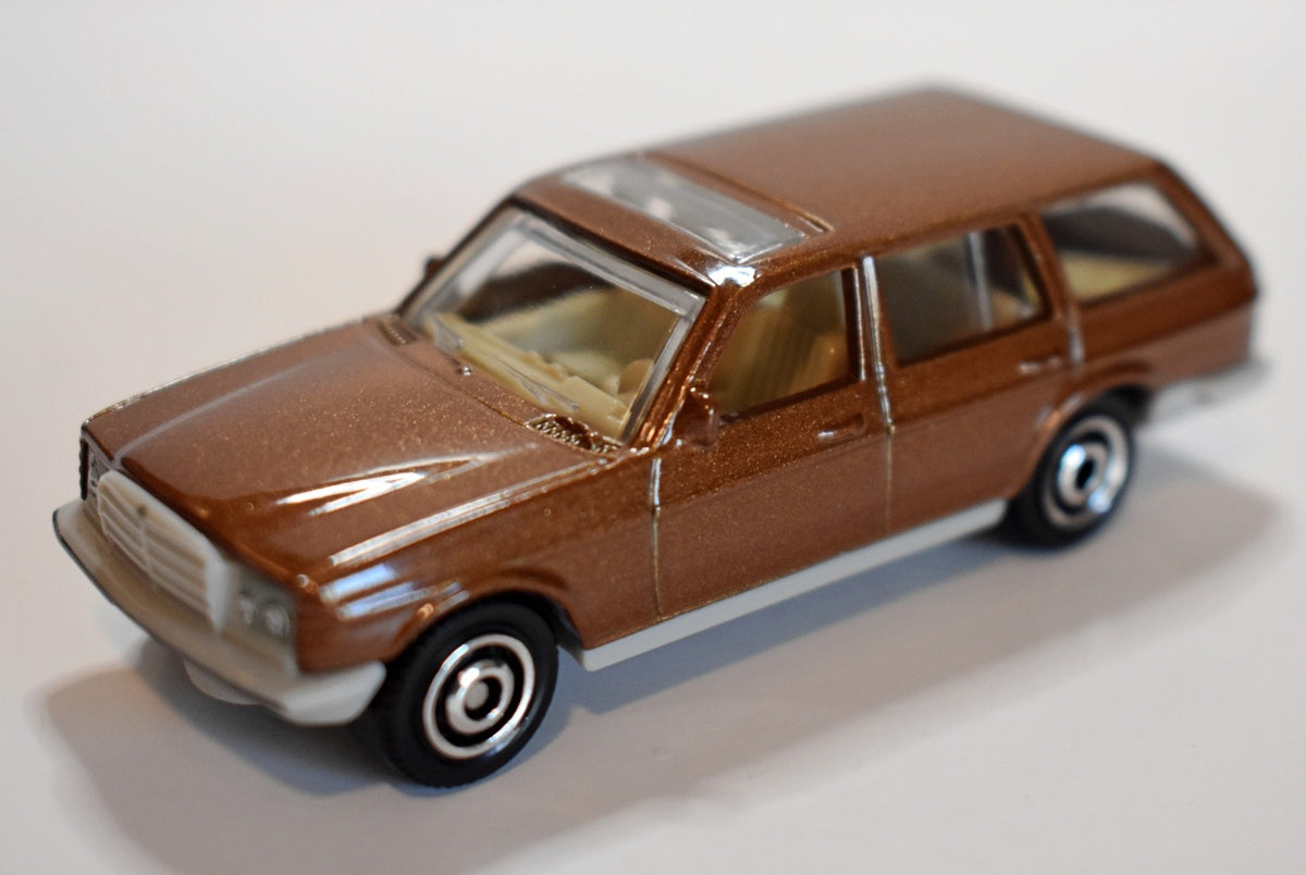 Matchbox - Mercedes-Benz W123 Wagon