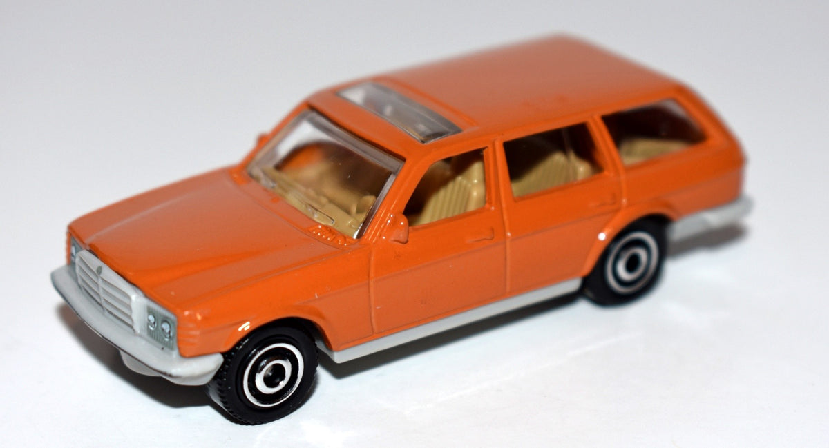 Matchbox - Mercedes-Benz W123 Wagon