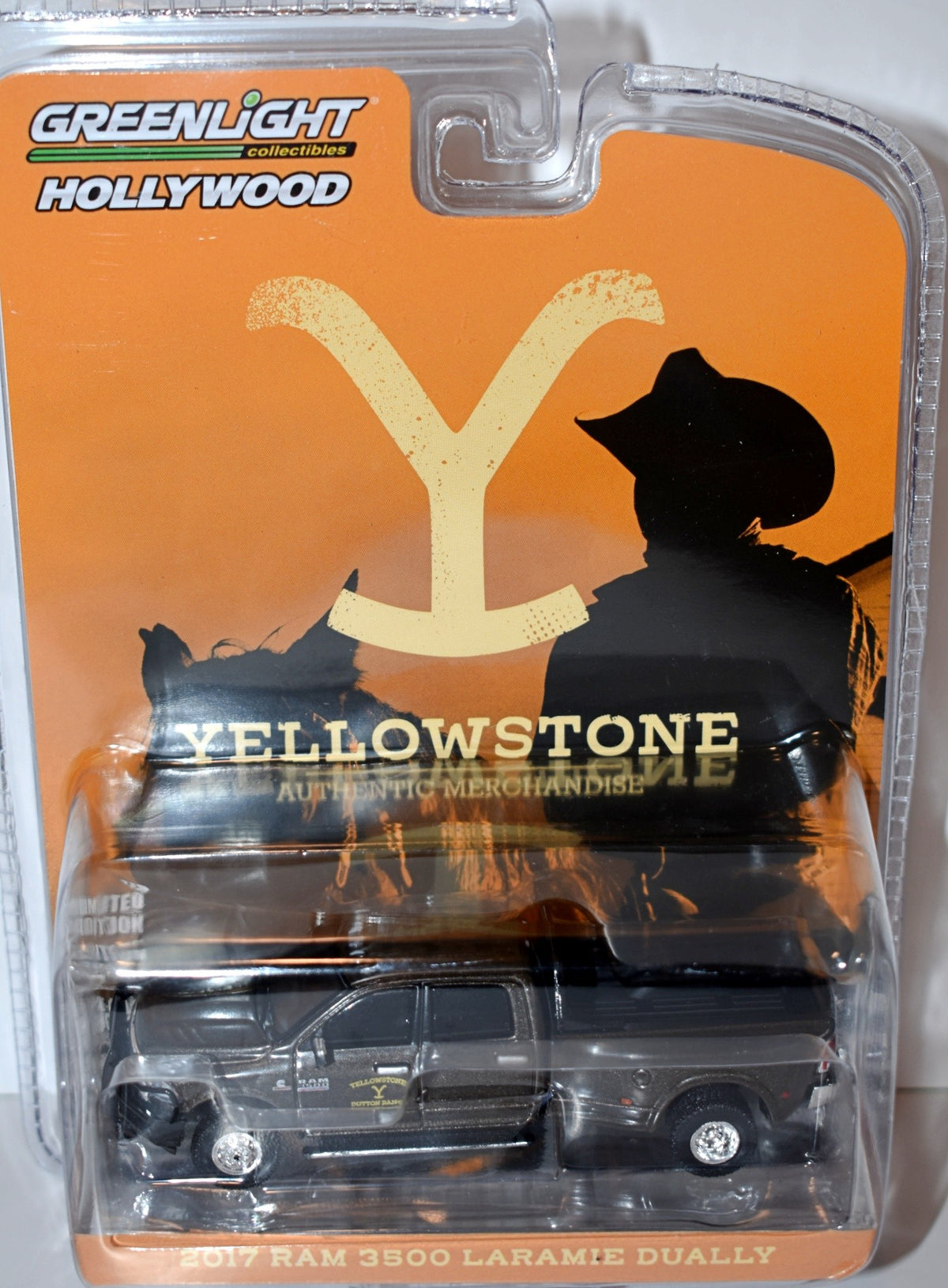 Greenlight Hollywood - Yellowstone - 2017 RAM 3500 Laramie Dually