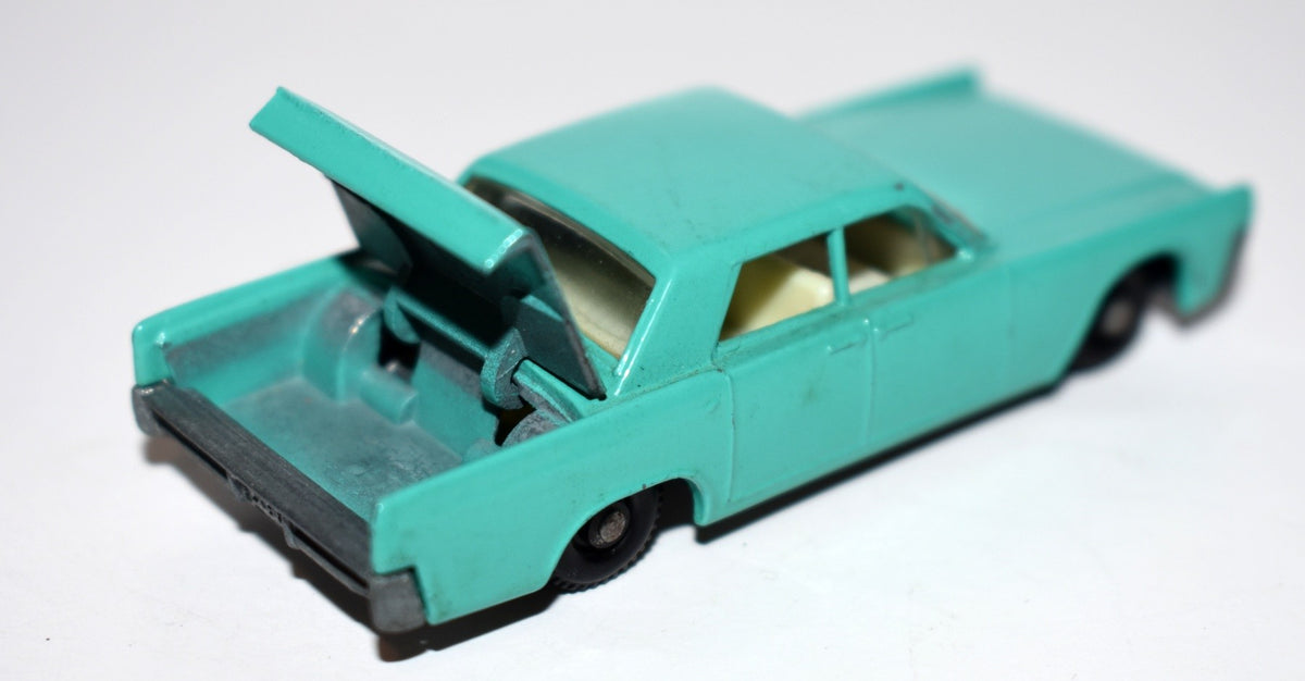 Matchbox Regular Wheels Lincoln Continental (MB31C-2)