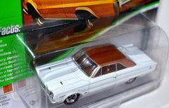 Johnny Lightning Muscle Cars USA - 1967 Plymouth GTX