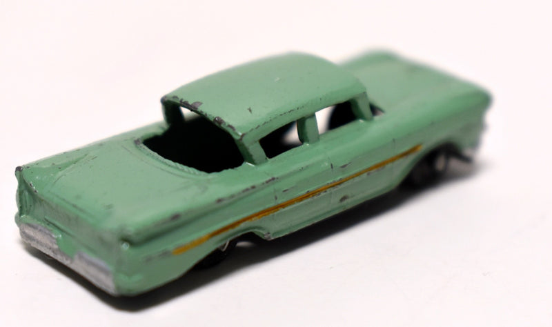 Ahi - Rambler Sedan