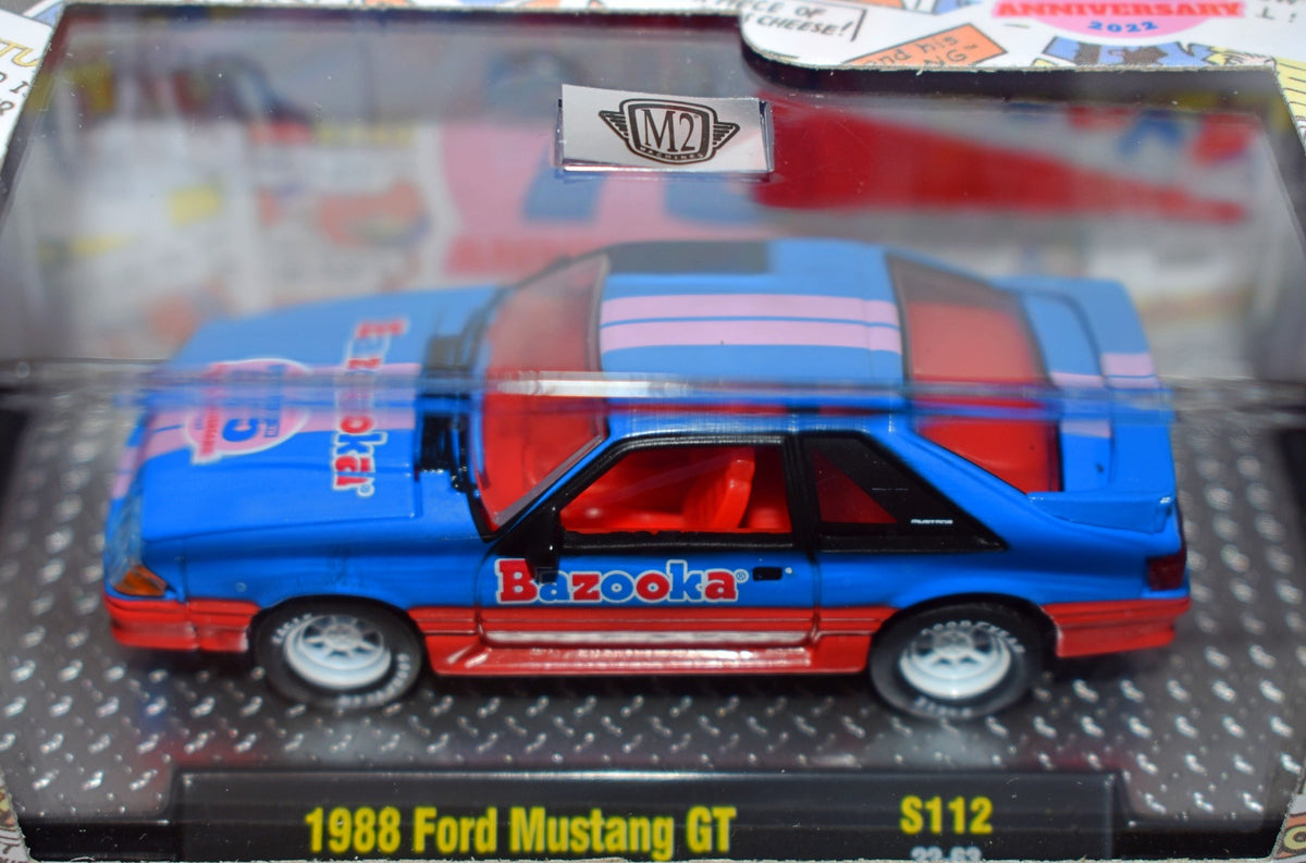 M2 Machines Auto-Thentics -  Bazooka Bubble Gum 1988 Ford Mustang GT