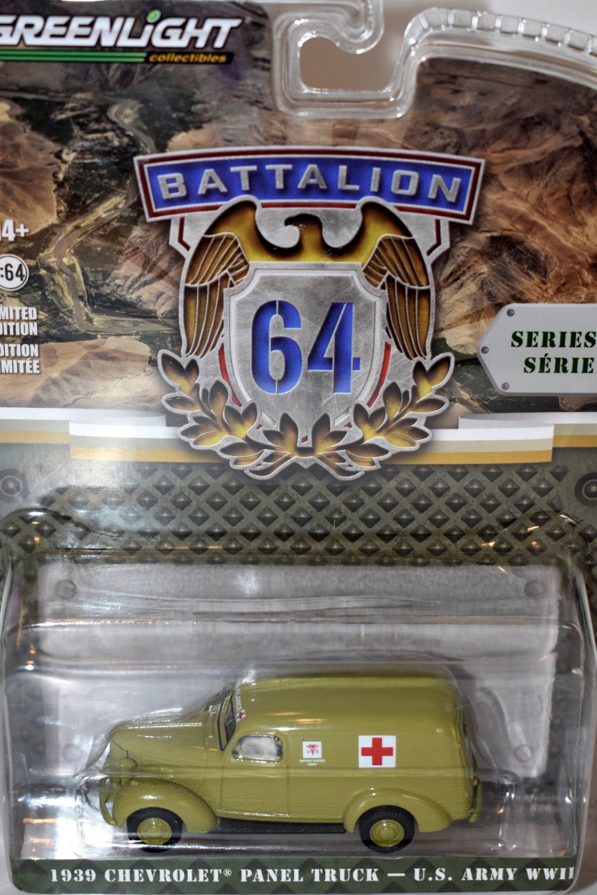 Greenlight - Battalion 64 - 1939 Chevrolet Panel  Truck - US Army WWII Ambulance
