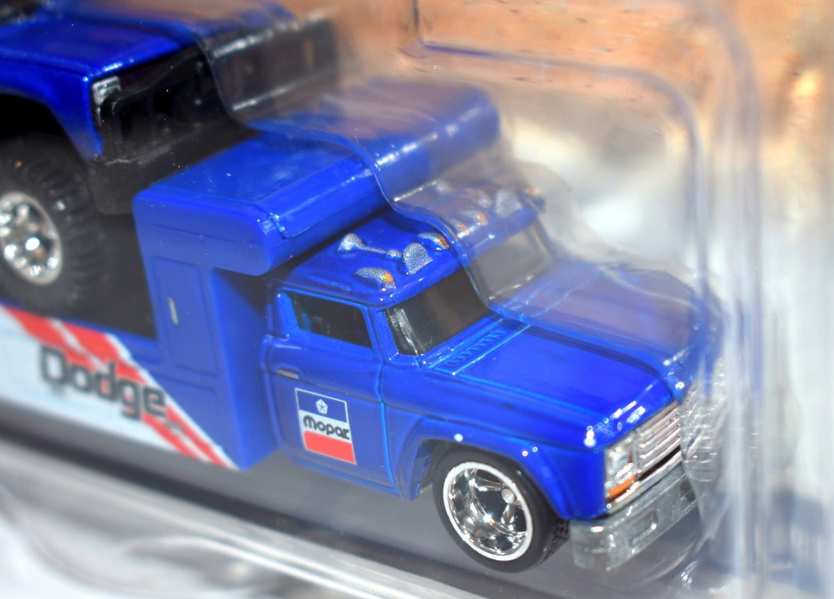 Hot Wheels Car Culture - Team Transport - 1980 Dodge Macho Powerwagen & 1960s Dodge Hauler