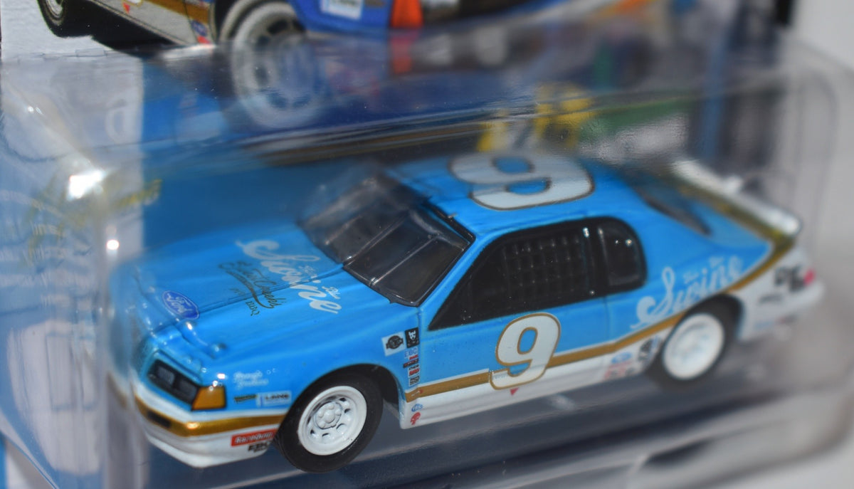 Johnny Lightning - 24 Hrs of LEMONS - 1986 Ford Thunderbird Stock Car - Thin Blue Swine