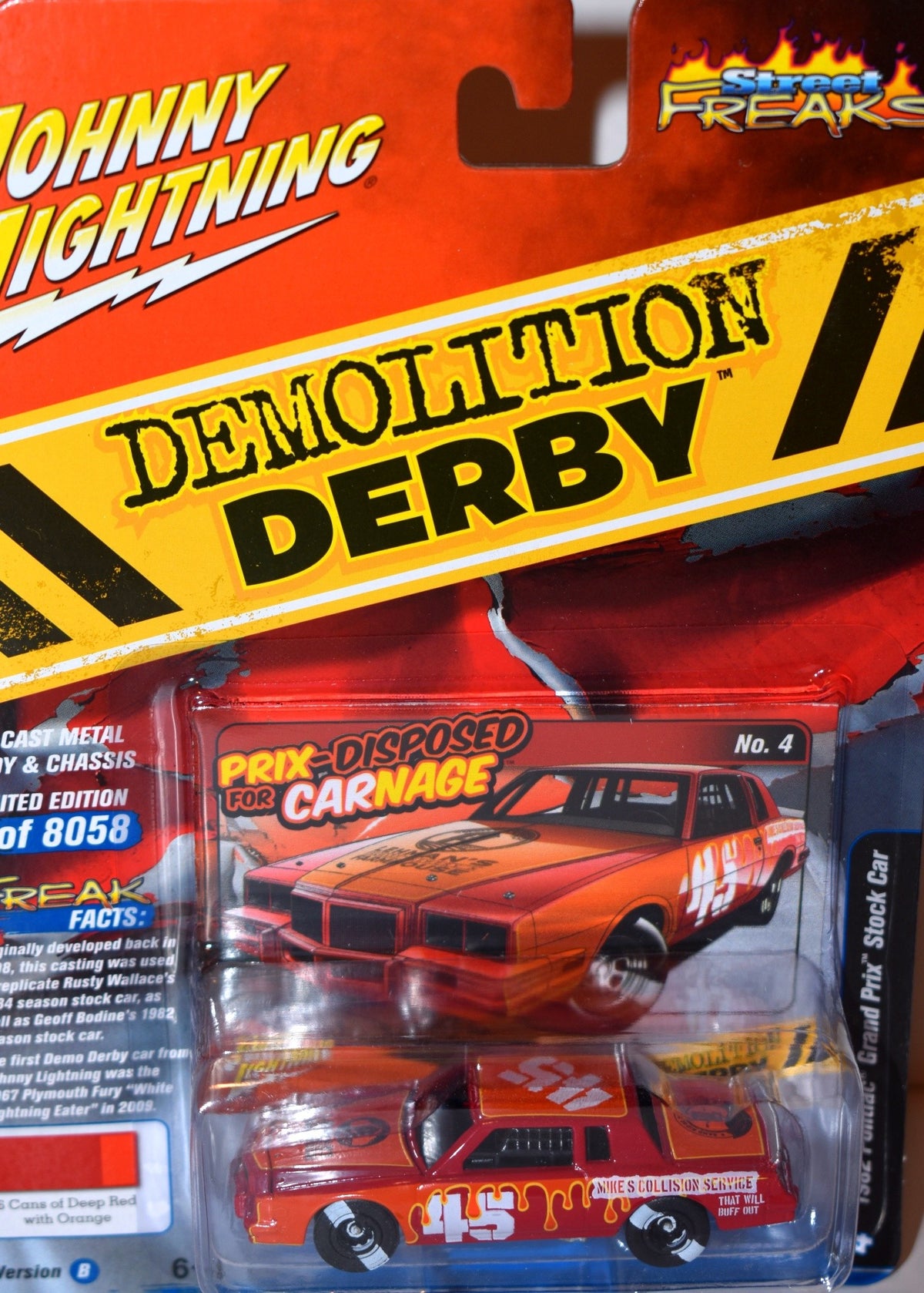 Johnny Lightning Street Freaks - Demolition Derby - 1982 Pontiac Grand Prix