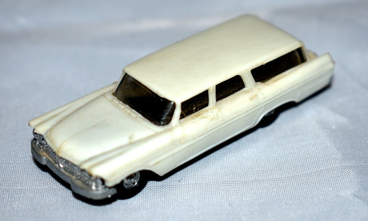 EKO - Plymouth Suburban Station Wagon