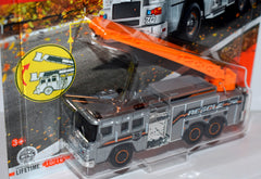 Matchbox Working Rigs Pierce Quantum Aerial Ladder Fire Truck