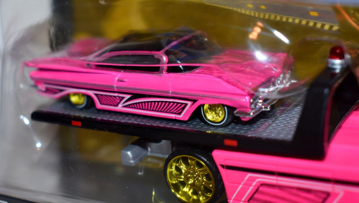 Maisto Elite Transports - 1959 Chevrolet Impala Lowrider and 1957 Chevy Flatbed (Error Set)