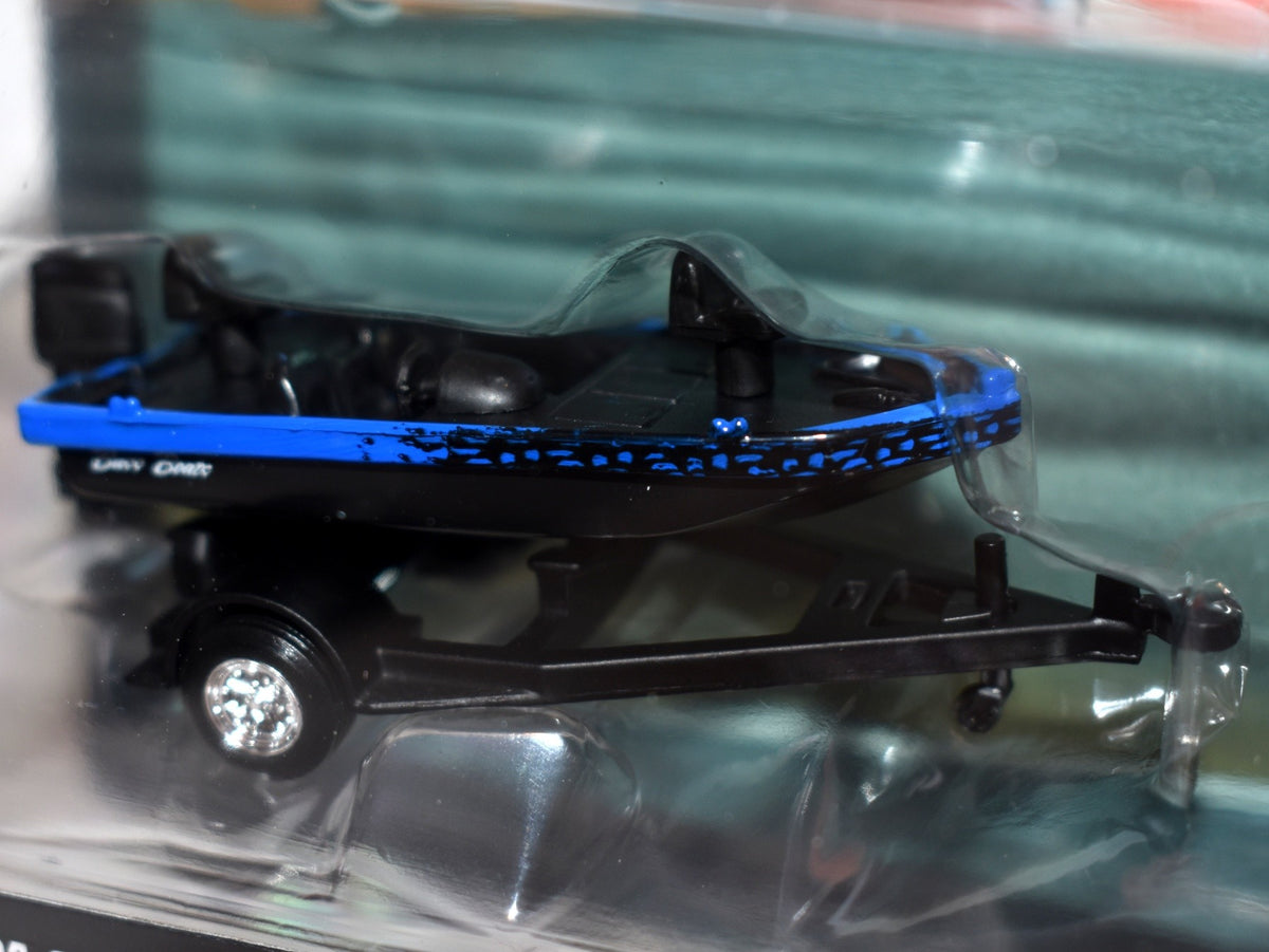 Maisto - Transport -  2021 Ford  SVT Raptor with Bass Boast & Trailer