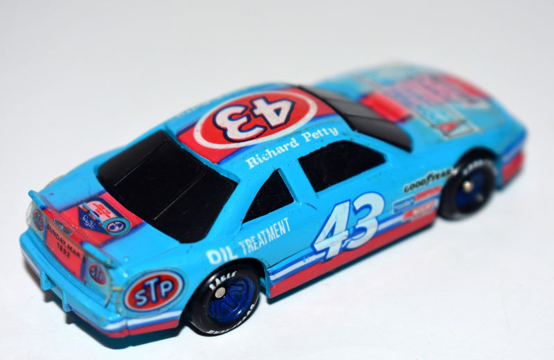 Racing Champions - Petty Farewell Tour Pontiac Grand Prix - Richmond - Pontiac Excitement 400