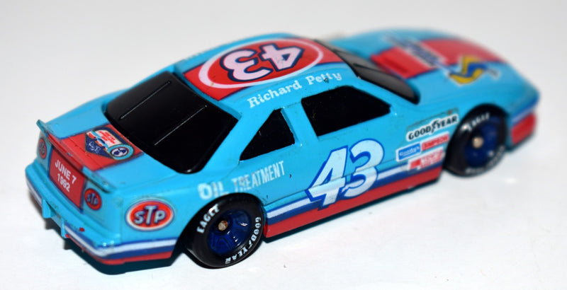 Racing Champions - Petty Farewell Tour Pontiac Grand Prix - Sears Point Raceway