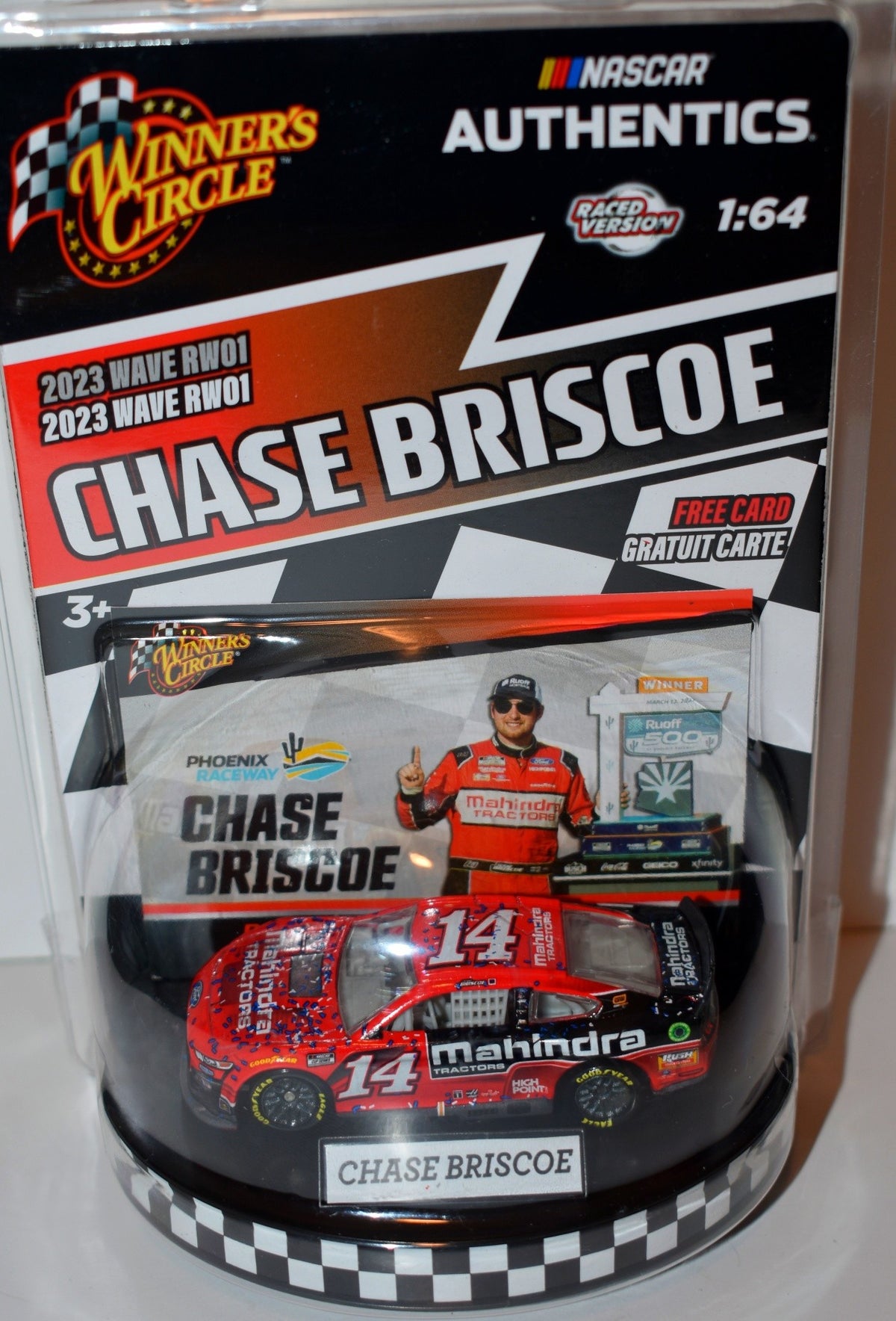 Lionel NASCAR Authentics Winners Circle - Chase Briscoe Mahindra Tractors Ford Mustang