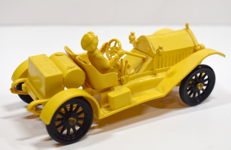 Gowland & Gowland - Highway Pioneers - 1914 Stutz Bearcat