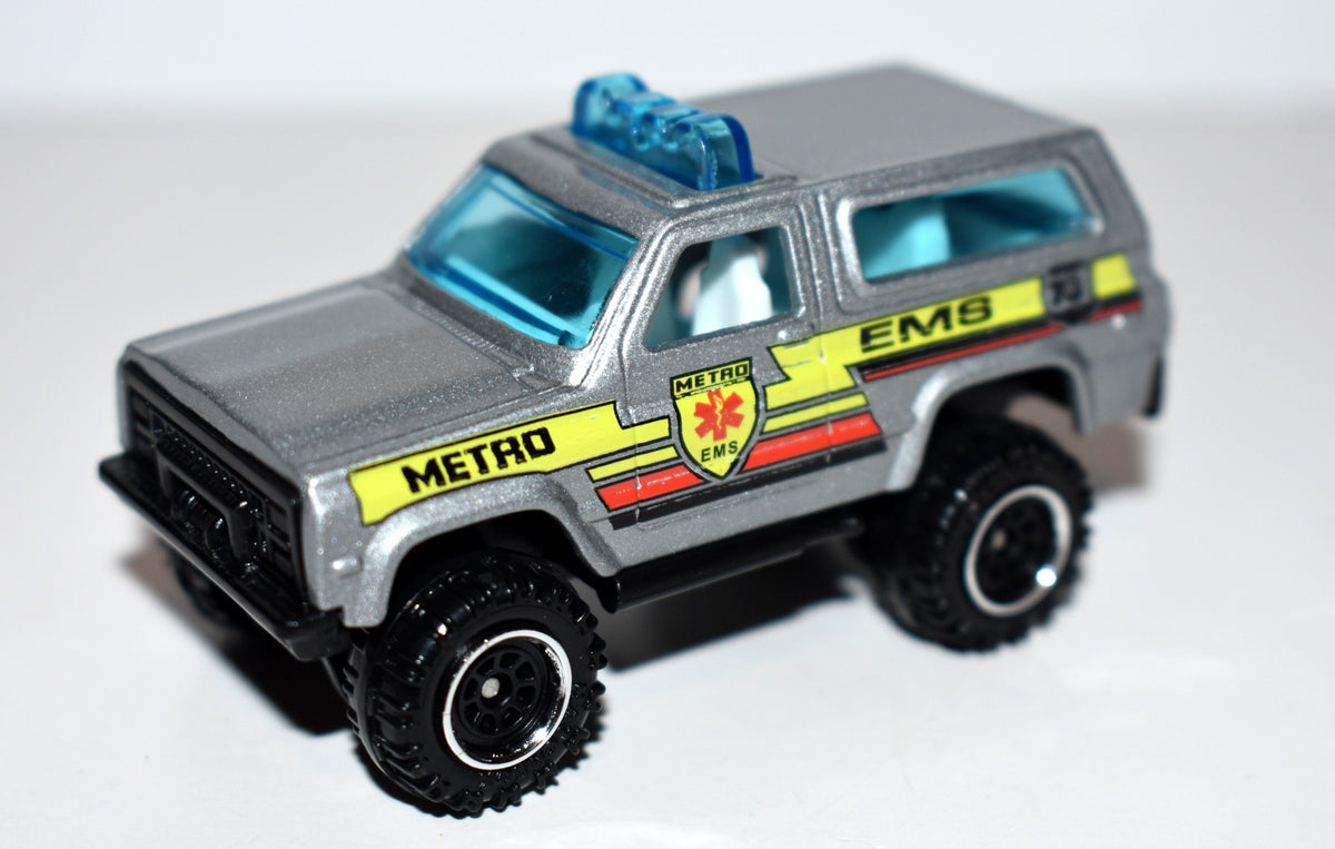 Matchbox Chevrolet Blazer 4x4 Metro EMS Truck
