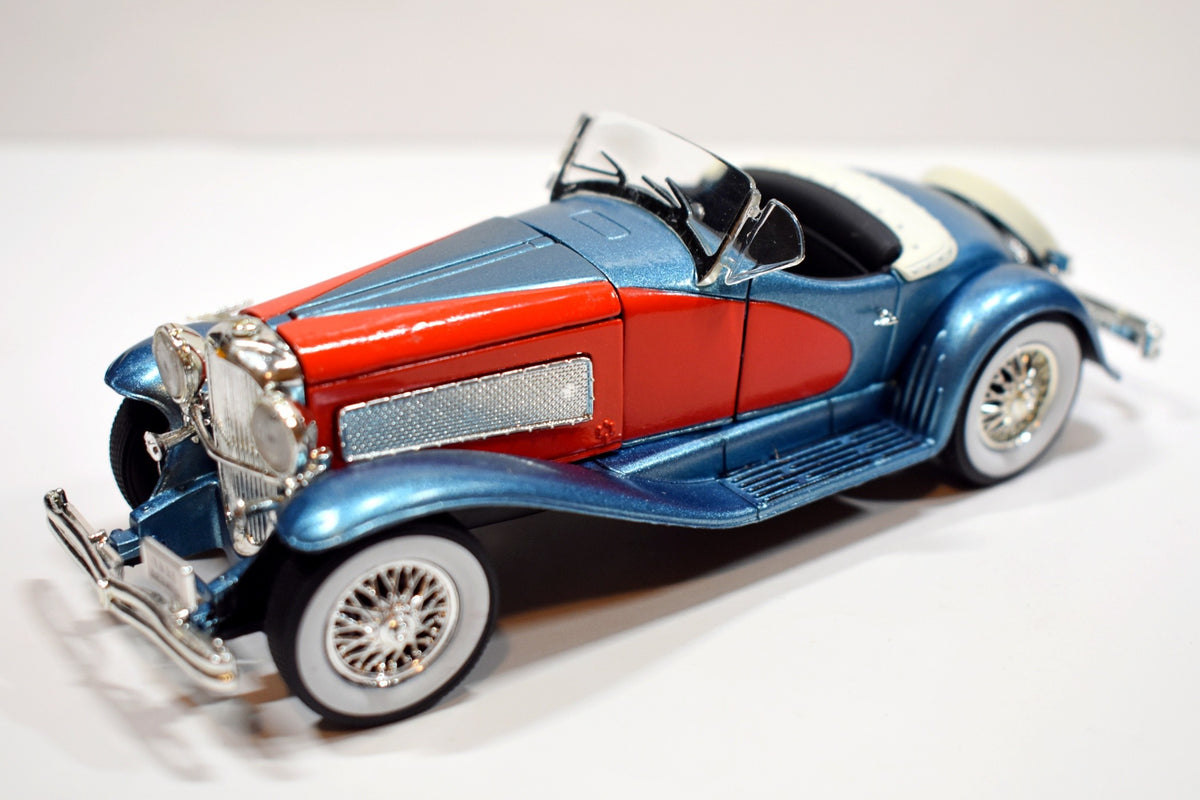 Signature Models - 1935 Duesenberg SSJ
