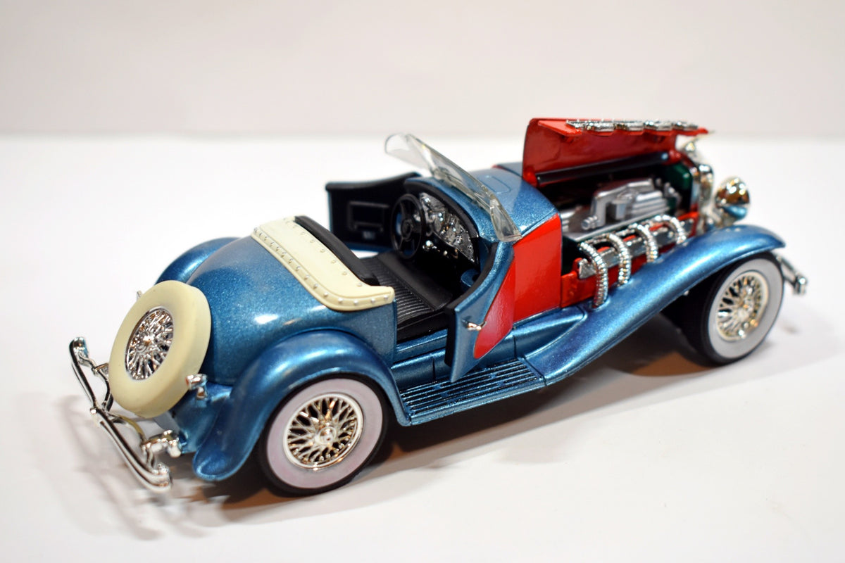 Signature Models - 1935 Duesenberg SSJ