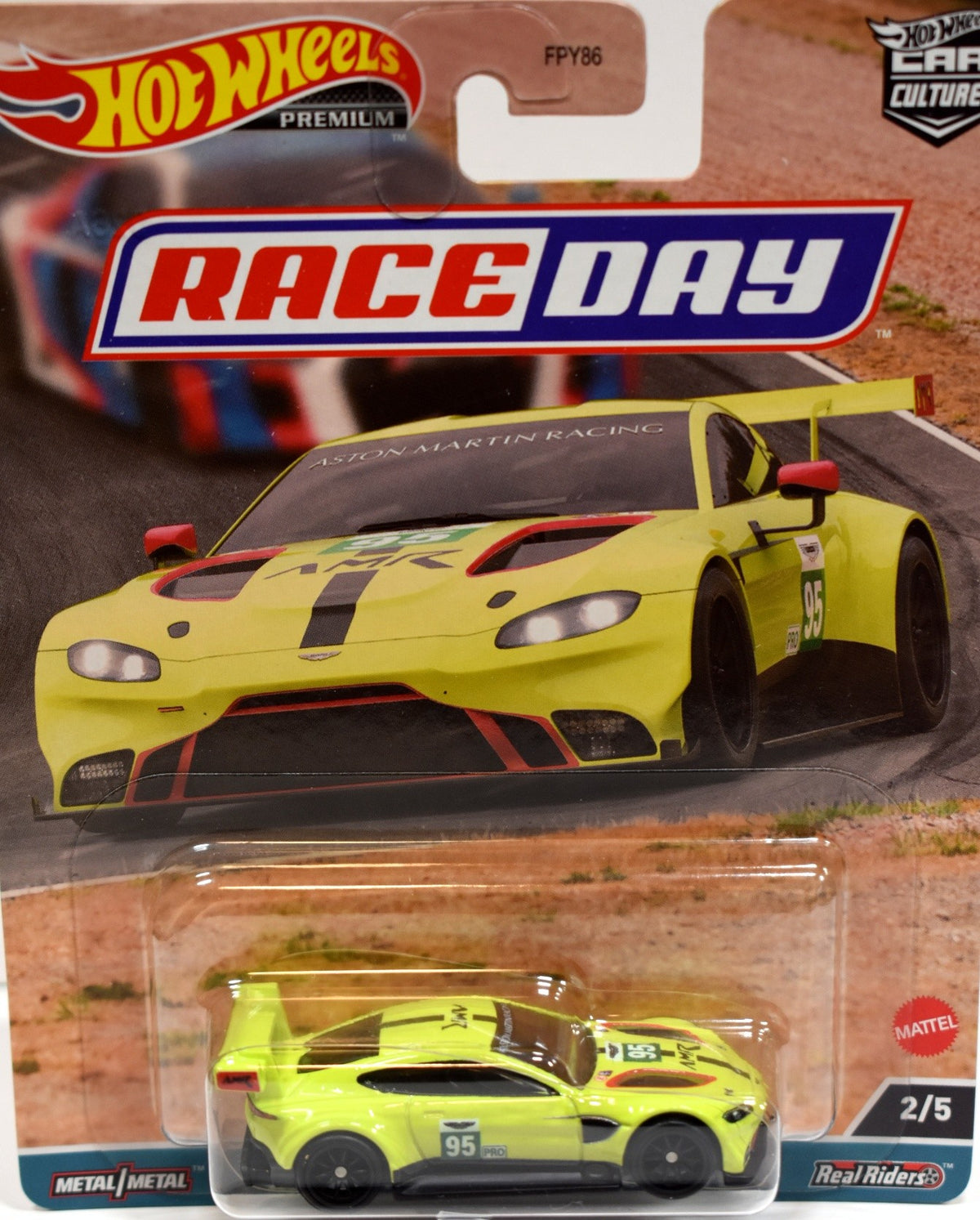 Hot Wheels - Race Day - Aston Martin Vantage GTE