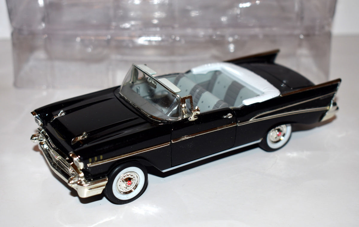 Signature Models - 1957 Chevrolet Bel Air Convertible