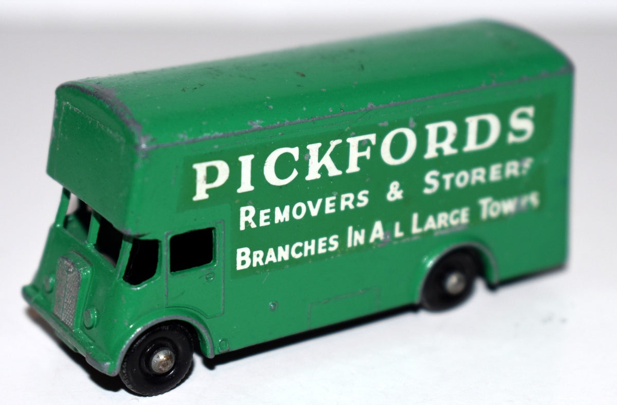 Matchbox Regular Wheels - (46B-7) Pickfords Removal Moving Van