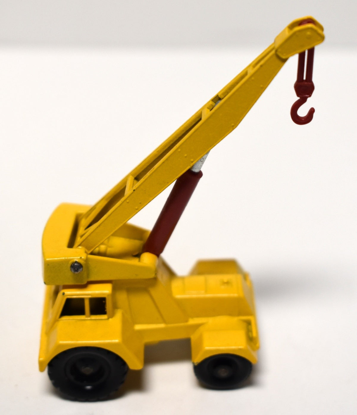 Matchbox Regular Wheels - (11C-1) Jumbo Crane