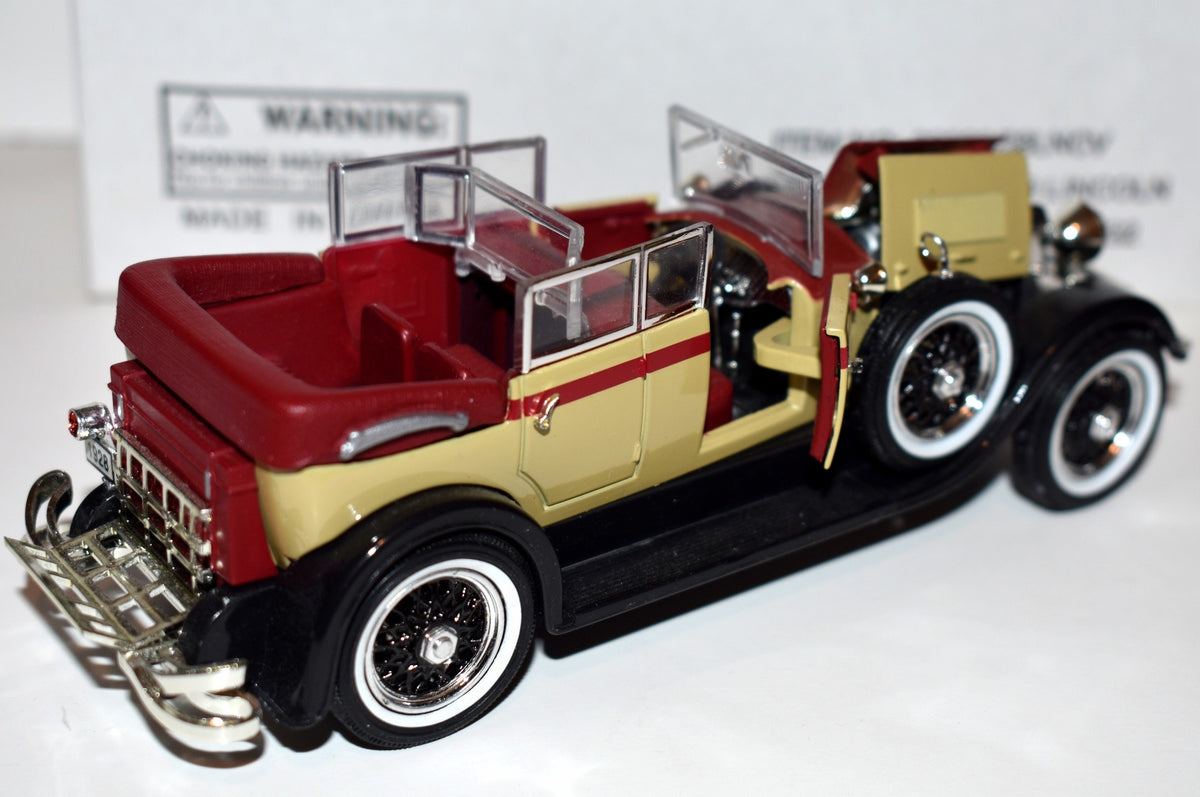 National Motor Museum Mint -  1928 Lincoln Convertible Sedan