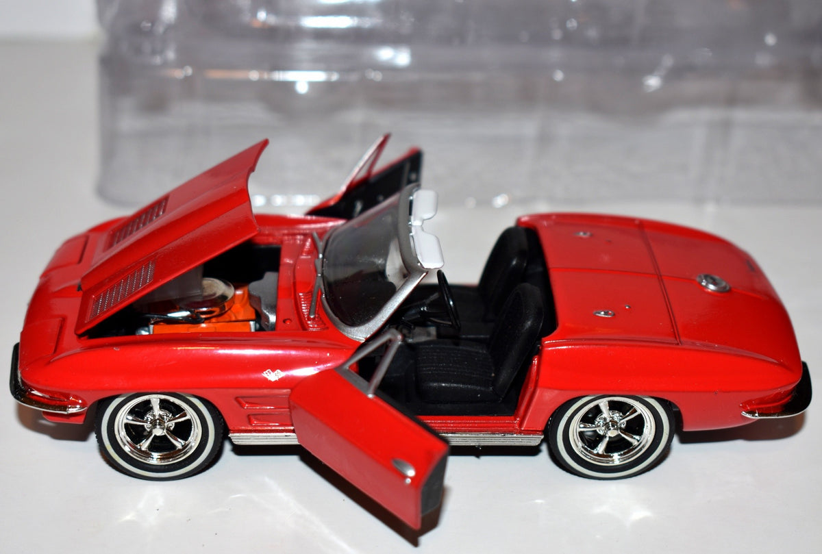 Signature Models - 1963 Chevrolet Corvette Convertible