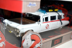 Jada Hollywood Rides - Ghostbusters - Ecto-1 1959 Cadillac Ambulance