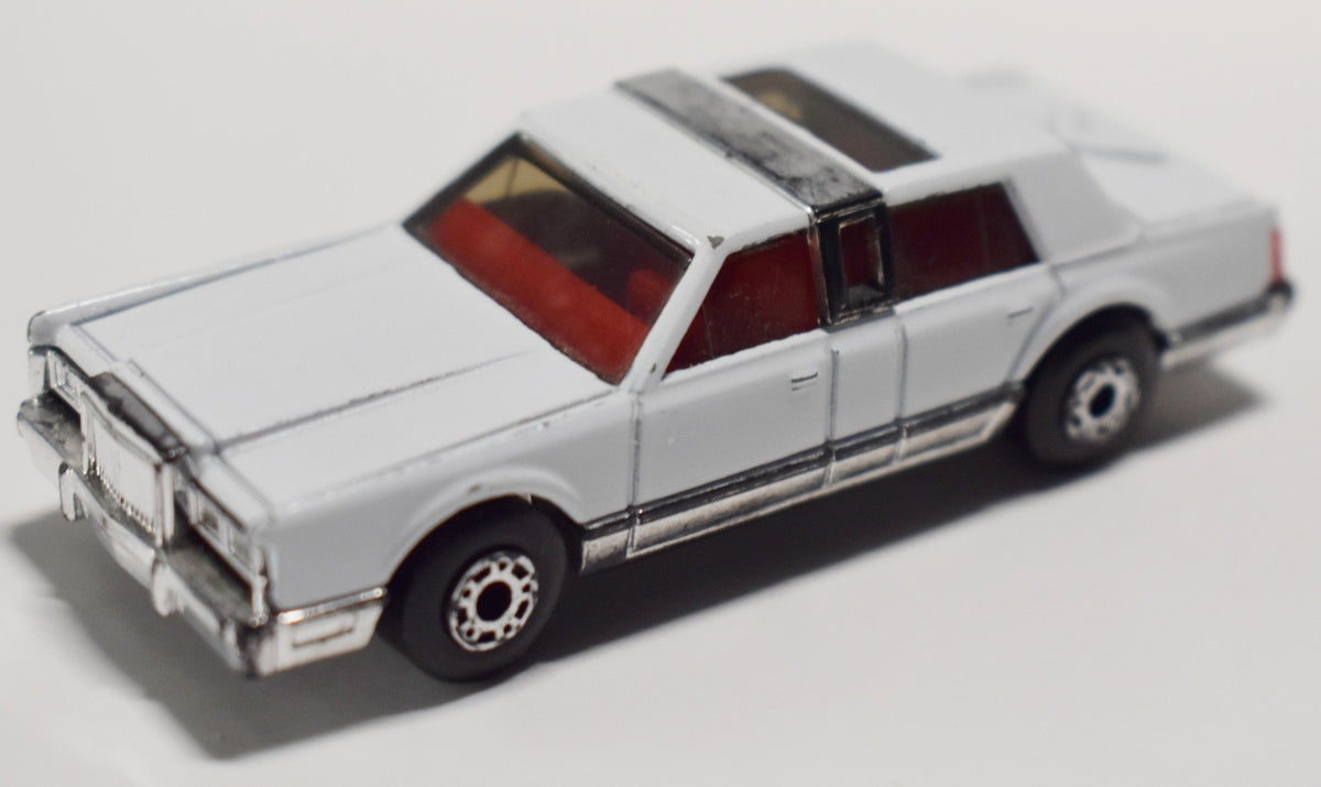 Matchbox: Lincoln Town Car