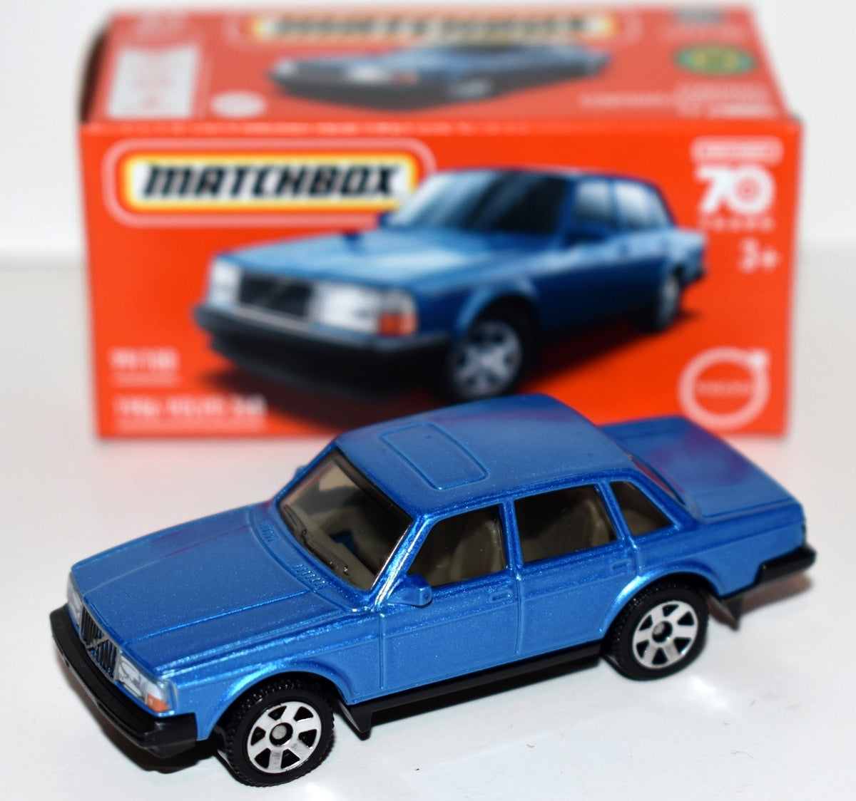 Matchbox  Power Grabs - 1986 Volvo 240
