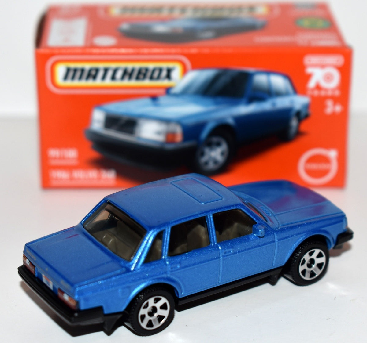 Matchbox  Power Grabs - 1986 Volvo 240