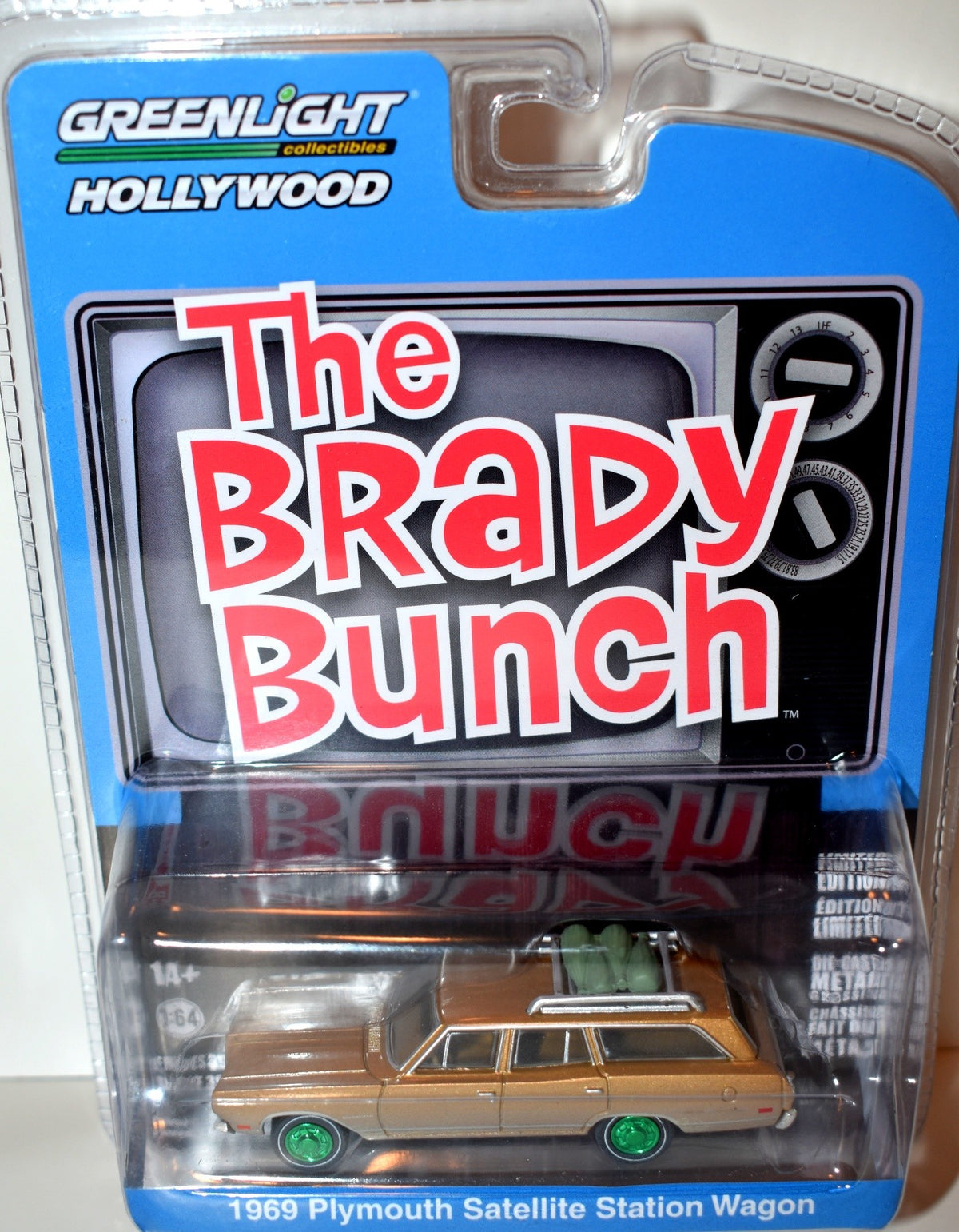 Greenlight Hollywood - Green Machine - The Brady Bunch - 1969 Plymouth Satellite Station Wagon