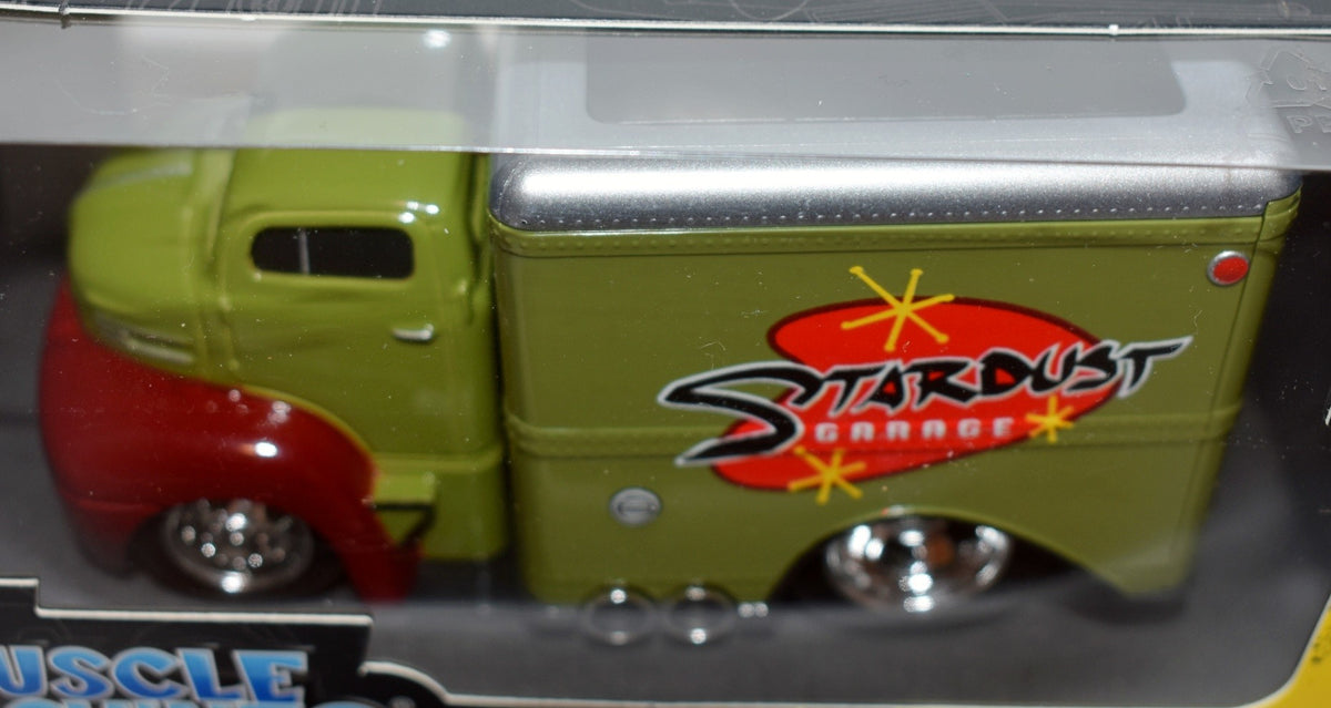 Muscle Machines  - Work Rigs - Stardust Garage 1950 Ford COE Box Truck